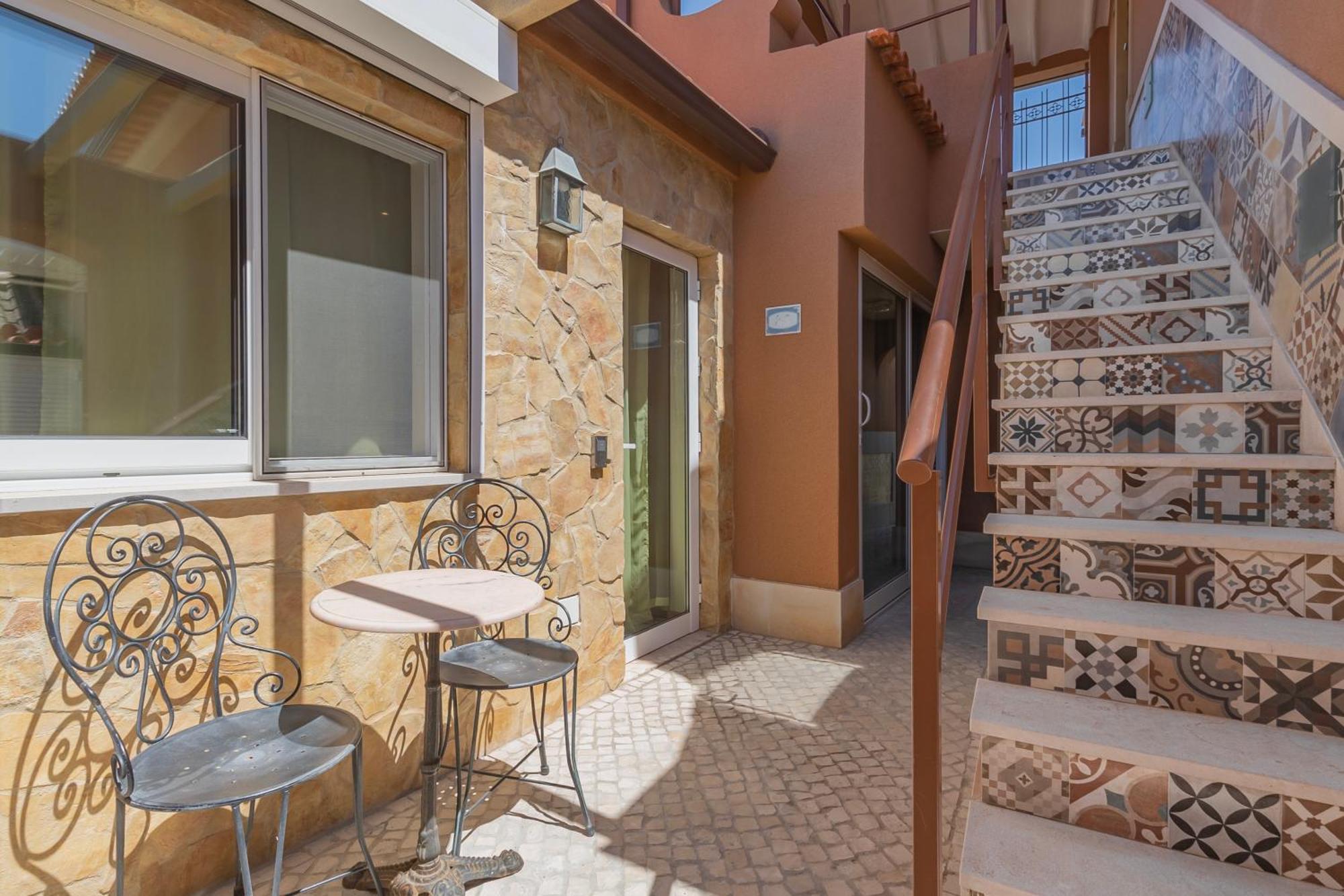 Villa Rosa (Adults Only) ลากอส ภายนอก รูปภาพ