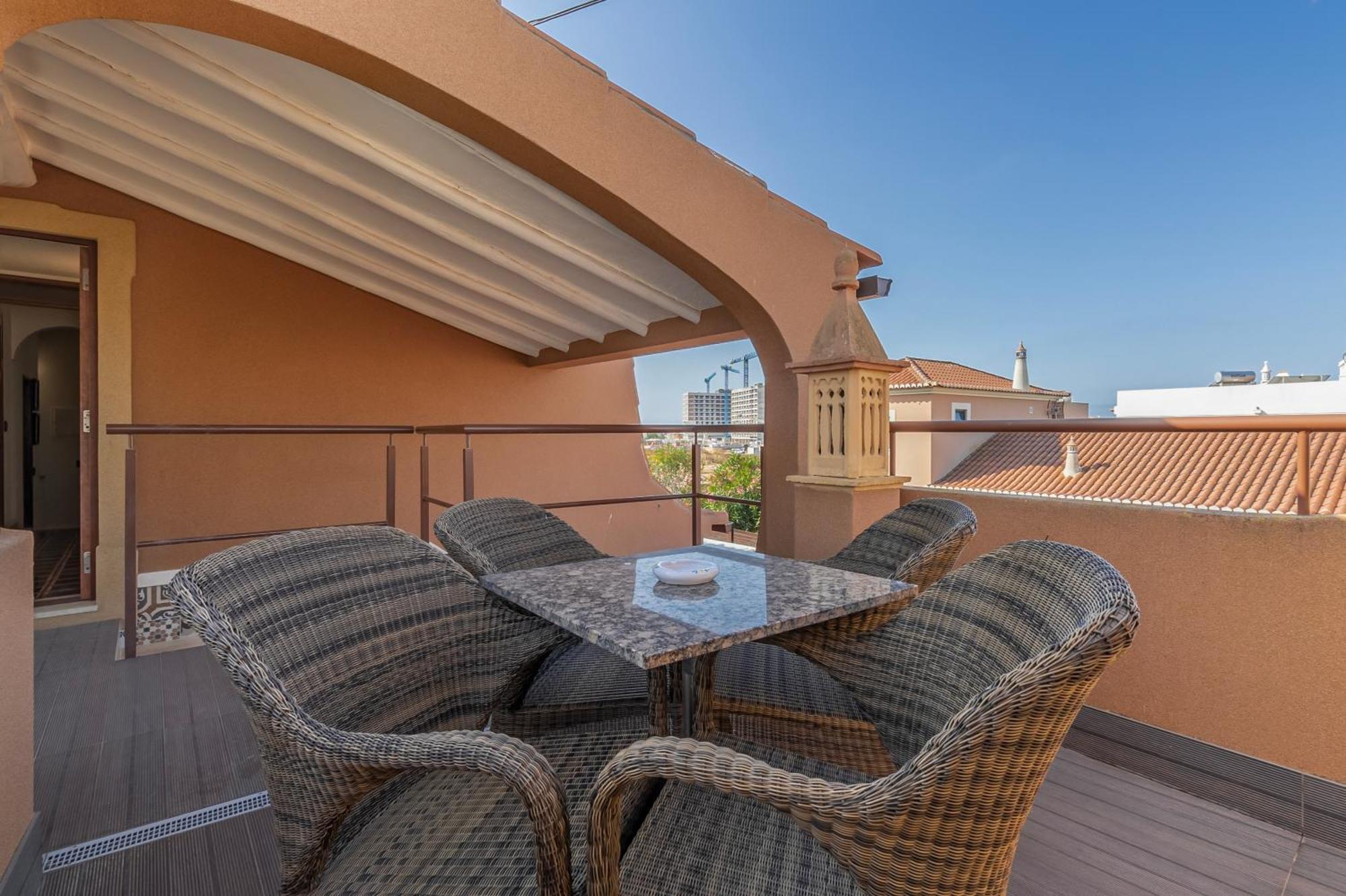 Villa Rosa (Adults Only) ลากอส ภายนอก รูปภาพ